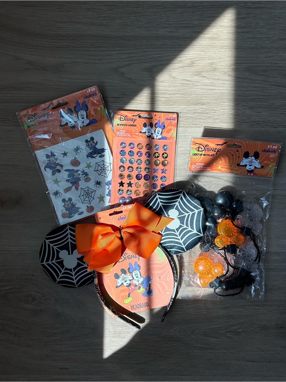 🎃 Disney x Claire’s Mickey and Minnie Mouse Halloween Bundle 🎃